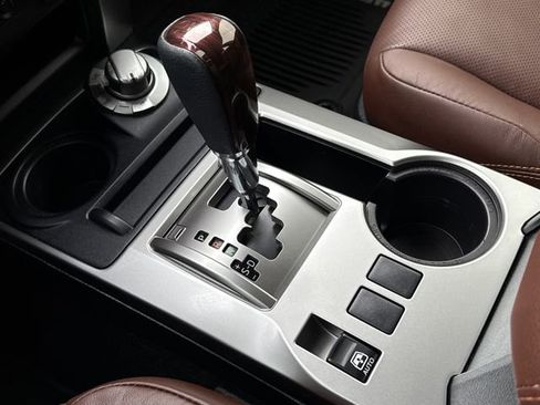 Used 2024 Toyota 4Runner Limited image 28