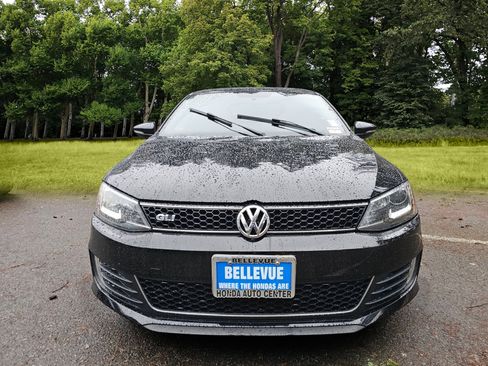 Used 2014 Volkswagen Jetta GLI Autobahn image 2
