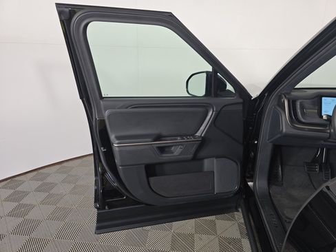 Used 2025 Rivian R1S Adventure AWD/4WD image 16