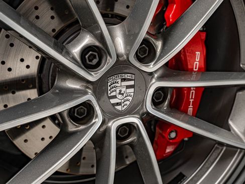 Used 2024 Porsche 911 Carrera S RWD image 15