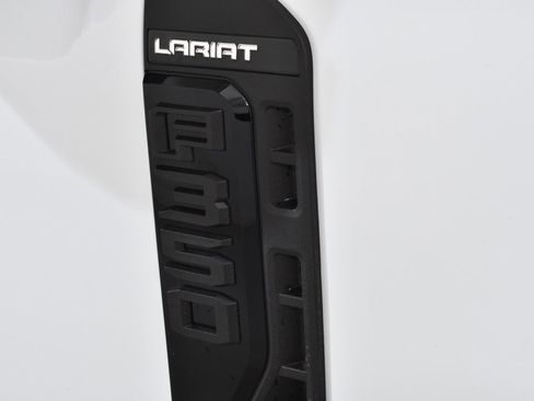 New 2026 Ford F350 Lariat w/ Black Appearance Package image 21