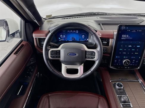 Used 2024 Ford Expedition Max Limited AWD/4WD image 25