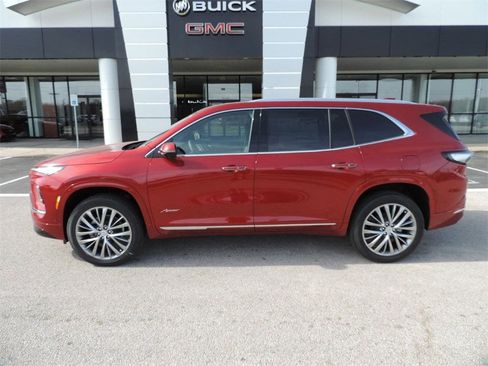 New 2026 Buick Enclave Avenir image 8