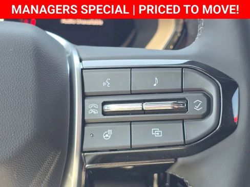 New 2025 Chevrolet Colorado LT w/ LT Convenience Package RWD image 30