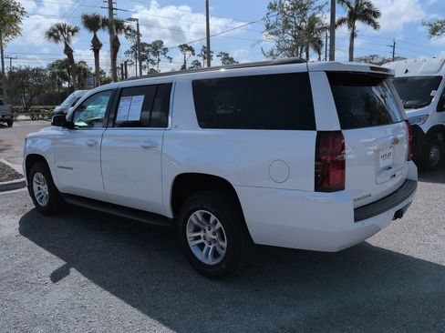 Used 2019 Chevrolet Suburban LT image 7