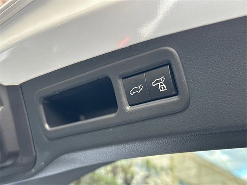 Used 2023 Lexus RX 350 AWD image 9