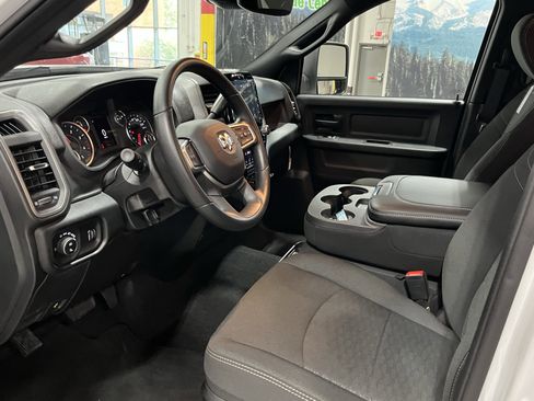 Certified 2025 RAM 2500 Tradesman AWD/4WD image 12