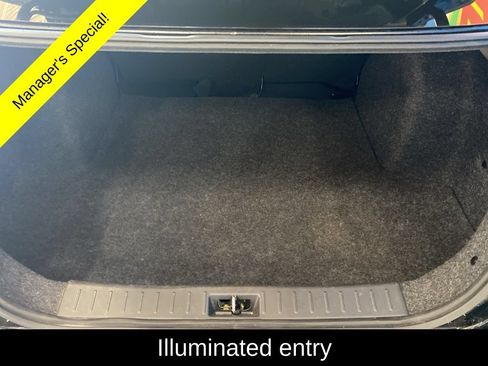 Used 2025 Nissan Versa SV FWD image 18