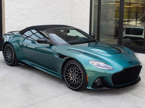 Used 2023 Aston Martin DBS Superleggera Volante RWD image 3