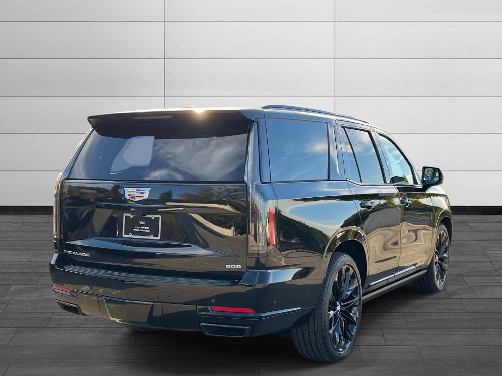 Used 2026 Cadillac Escalade Platinum Sport w/ LPO, ONYX Package AWD/4WD image 5