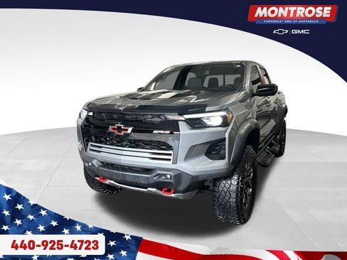 Used 2025 Chevrolet Colorado ZR2 w/ Technology Package AWD/4WD image 33