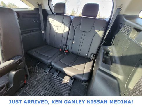 Used 2024 Kia Sorento SX image 18