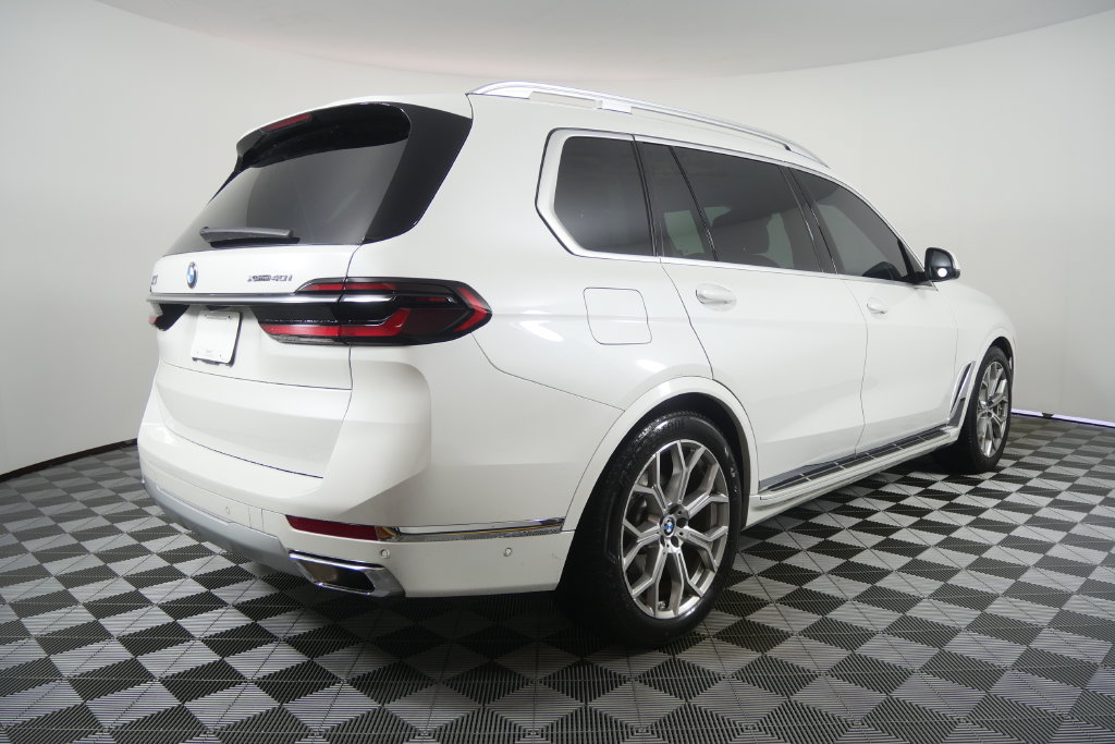 Certified 2024 BMW X7 xDrive40i AWD/4WD image 4