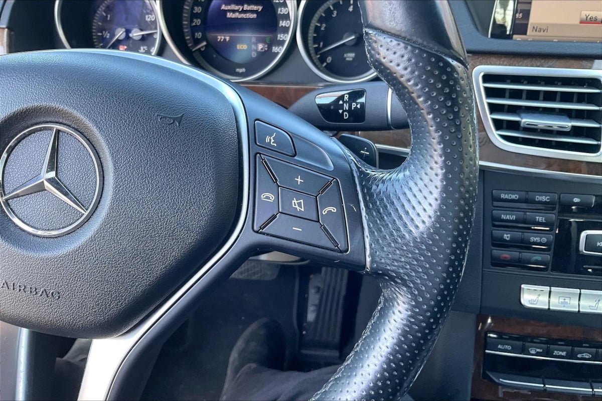 Used 2014 Mercedes-Benz E 350 Sedan image 19