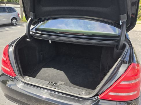 Used 2013 Mercedes-Benz S 550 w/ Sport Pkg Plus One image 31