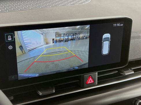 New 2026 Kia Carnival LXS FWD image 10