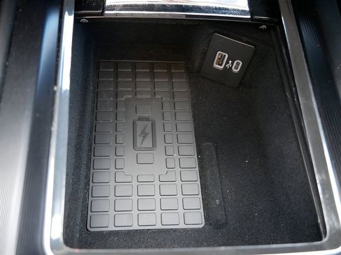 Used 2024 Lincoln Corsair Grand Touring w/ Equipment Group 301A image 29