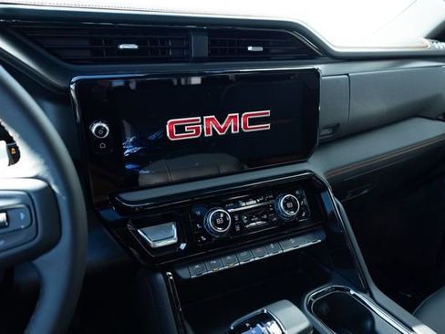 New 2026 GMC Sierra 1500 AT4 w/ Technology Package image 10