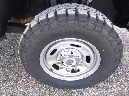 Used 2022 Ford F250 XL w/ Power Equipment Group image 36