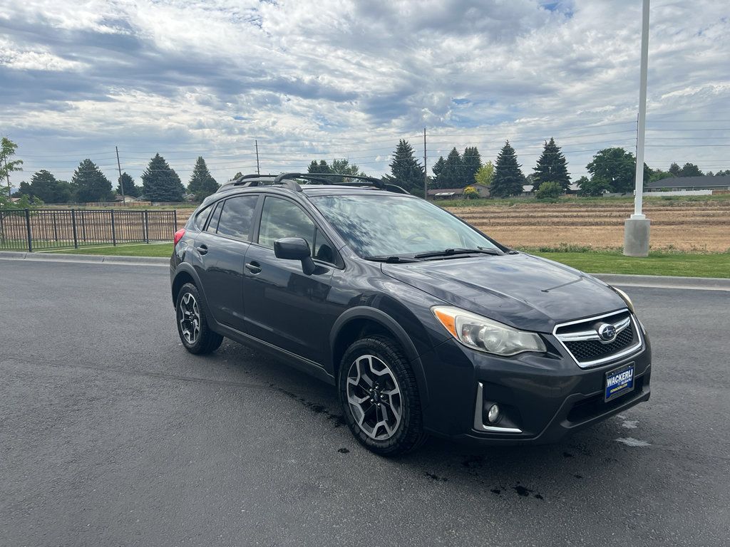 Used 2016 Subaru Crosstrek 2.0i Premium AWD/4WD image 6