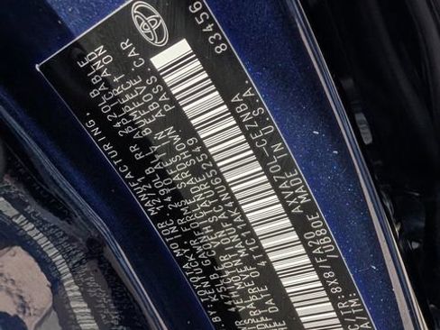 Used 2022 Toyota Camry LE image 33