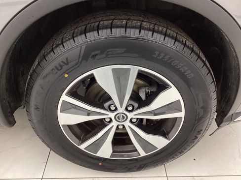 Used 2021 Nissan Murano SV image 45