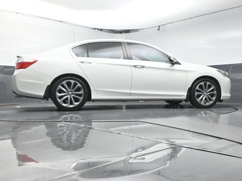 Used 2014 Honda Accord Sport image 37