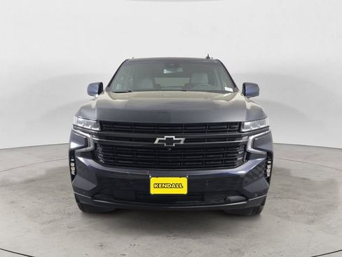 Used 2023 Chevrolet Suburban RST w/ Luxury Package AWD/4WD image 8