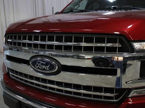 Used 2018 Ford F150 XLT w/ Equipment Group 302A Luxury image 31