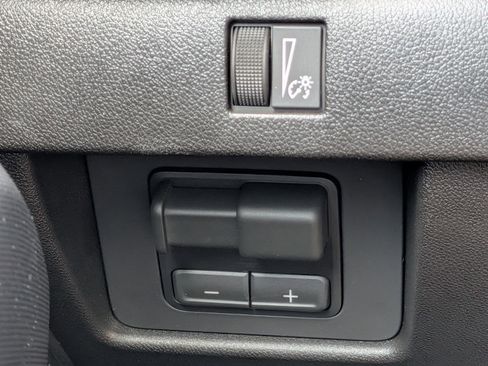 New 2026 GMC Canyon Elevation w/ Convenience Package RWD image 22
