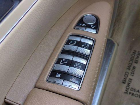 Used 2008 Mercedes-Benz S 550 4MATIC image 24