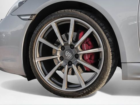 Used 2018 Porsche 718 Cayman S RWD image 60