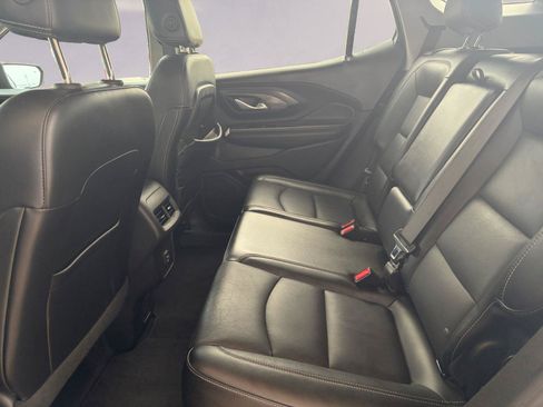 Used 2023 GMC Terrain SLT w/ Infotainment Package II AWD/4WD image 13