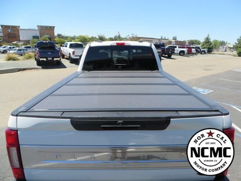 Used 2020 Ford F350 Platinum w/ FX4 Off-Road Package AWD/4WD image 11