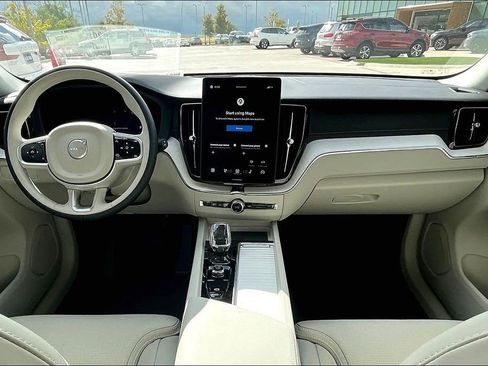 New 2026 Volvo XC60 B5 Ultra w/ Protection Package Premier image 8