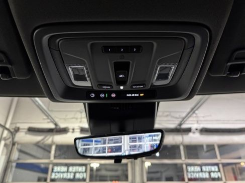 Used 2025 Chevrolet Silverado 2500 LTZ w/ LTZ Premium Package image 24