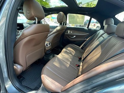 Used 2023 Mercedes-Benz E 350 4MATIC Sedan image 49