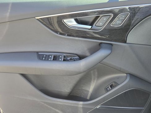 New 2026 Audi Q7 2.0T Premium image 11