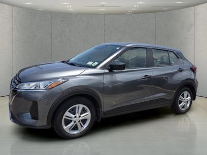 Certified 2025 Nissan Kicks Play S