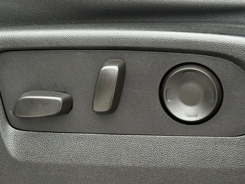 Certified 2023 Chevrolet Suburban Premier image 23