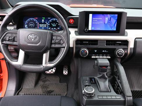 Used 2024 Toyota Tacoma TRD Sport AWD/4WD image 20