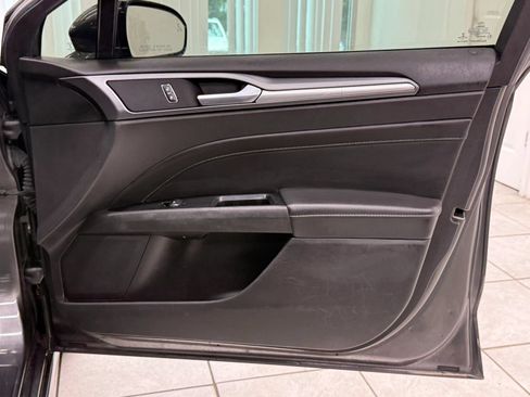 Used 2016 Ford Fusion Energi Titanium w/ Driver Assist Package FWD image 23