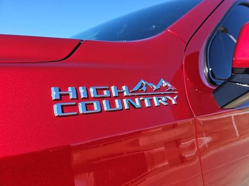 New 2026 Chevrolet Tahoe High Country AWD/4WD image 33