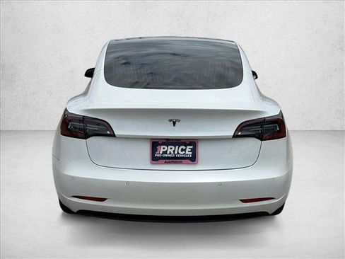Used 2020 Tesla Model 3 Standard Range Plus RWD image 8