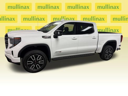 Used 2026 GMC Sierra 1500 AT4 w/ AT4 Premium Package AWD/4WD image 9