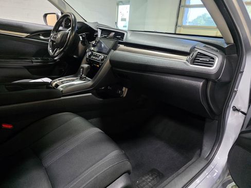 Used 2019 Honda Civic EX image 22