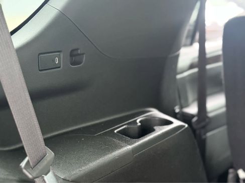 Used 2021 Chevrolet Tahoe Z71 w/ Luxury Package image 42