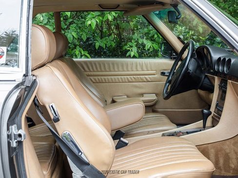 Used 1987 Mercedes-Benz 560 SL image 38
