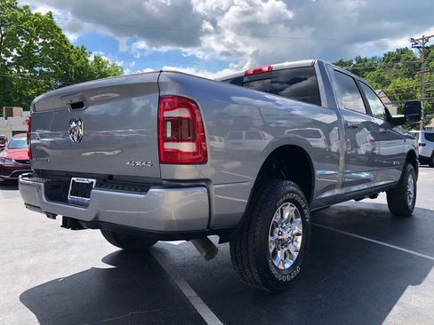 Used 2024 RAM 2500 Laramie AWD/4WD image 6