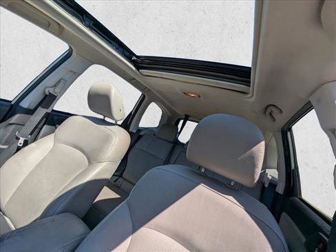 Used 2016 Subaru Forester 2.5i Limited image 12